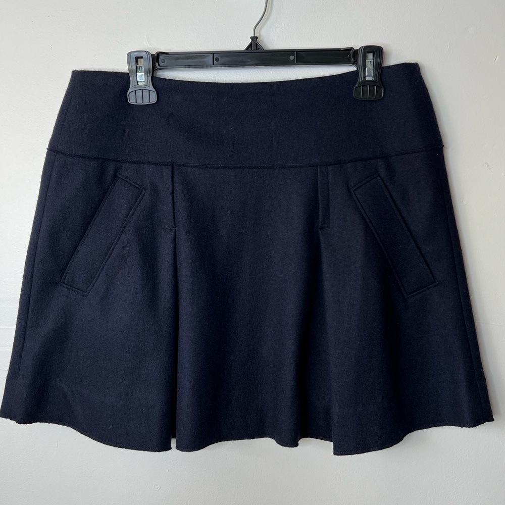 Vince Wool Navy Pleated with Pockets Mini Skirt, 8
